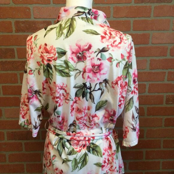 Show Me Your Mumu Women's Robe with sash tie Size S Floral print - Picture 4 of 6